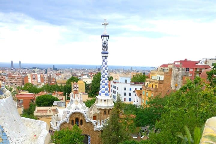 Barcelona Highlights with a Local Friend