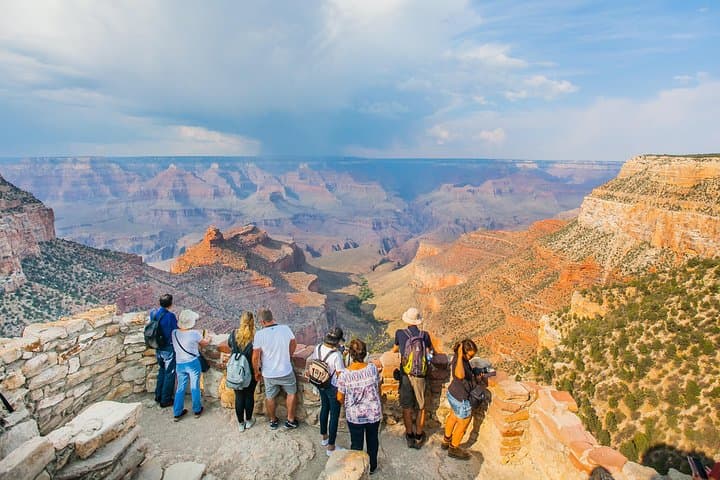 PREMIUM 3-Day Winter Grand Canyon, Monument Valley and Zion Tour