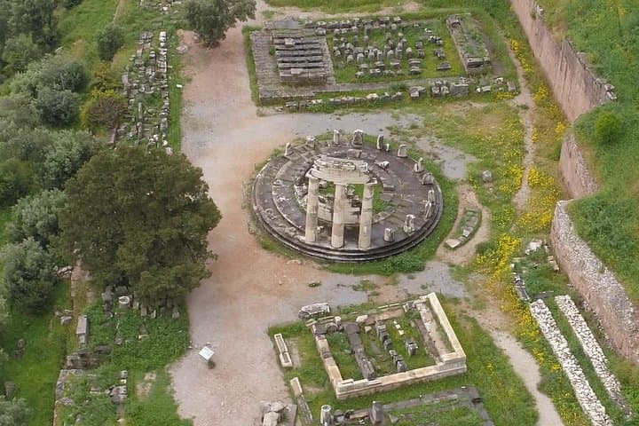 Private Tour of Delphi & Arachova from Athens
