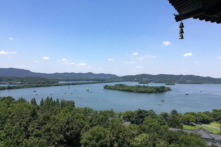 Hangzhou Private Customized Day Trip from Shanghai by Bullet Train