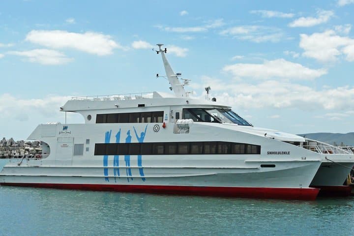Cape Town: Private Tour, Robben Islands & Table Mountain Car