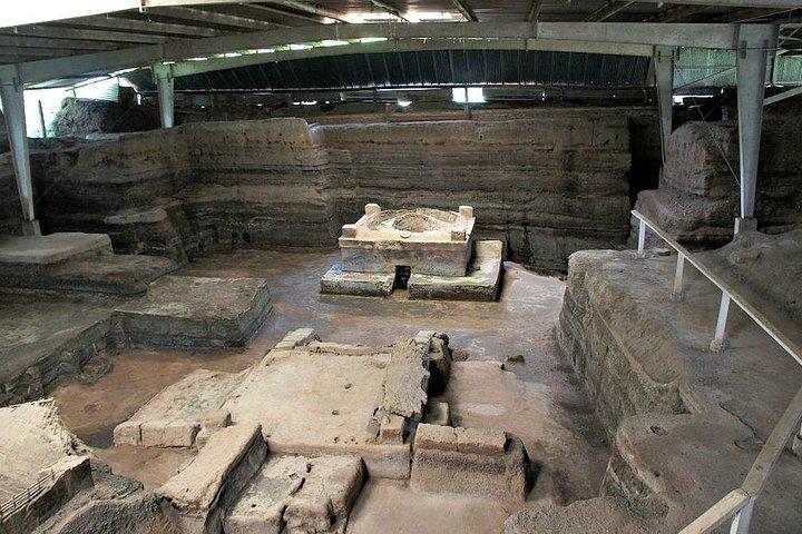Mayan Heritage Tour: Joya de Cerén UNESCO Site & Tazumal Ruins