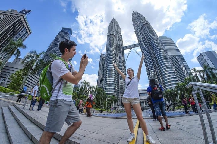 Private Kuala Lumpur Photographic Tour With Petronas Towers & Sky Box K.L Tower