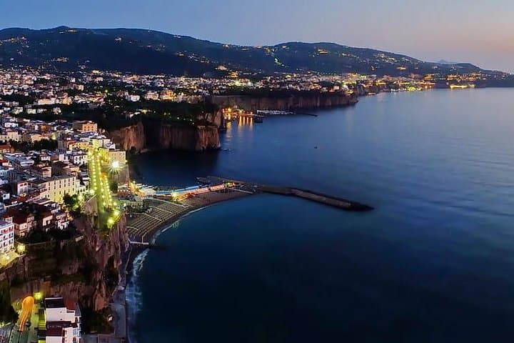 Herculaneum Positano and Sorrento Tour