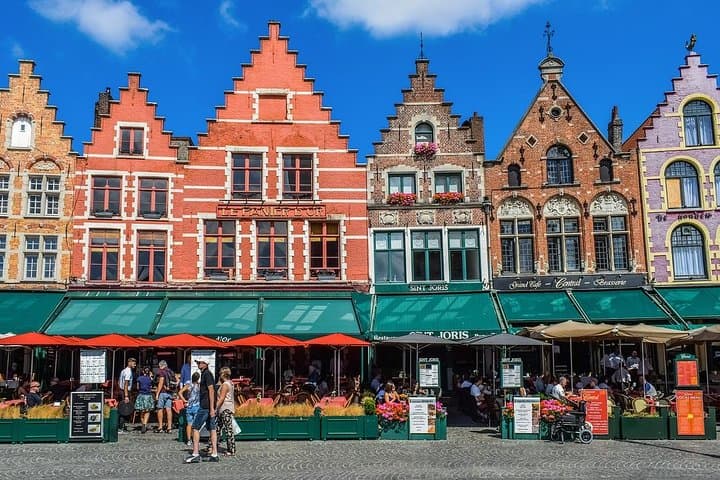 Private Roundtrip on the same day to Bruges from Amsterdam