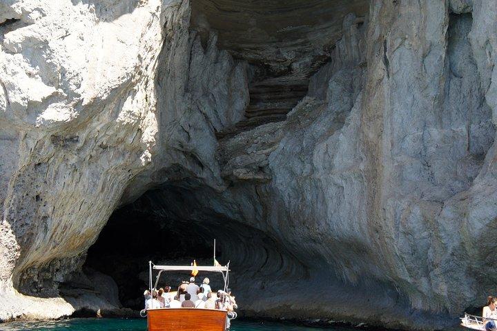 Capri & Blue Grotto Small Group Full-Day Boat Tour from Positano