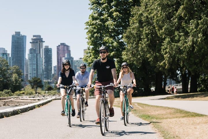 The Grand Bicycle Tour by Cycle City Tours