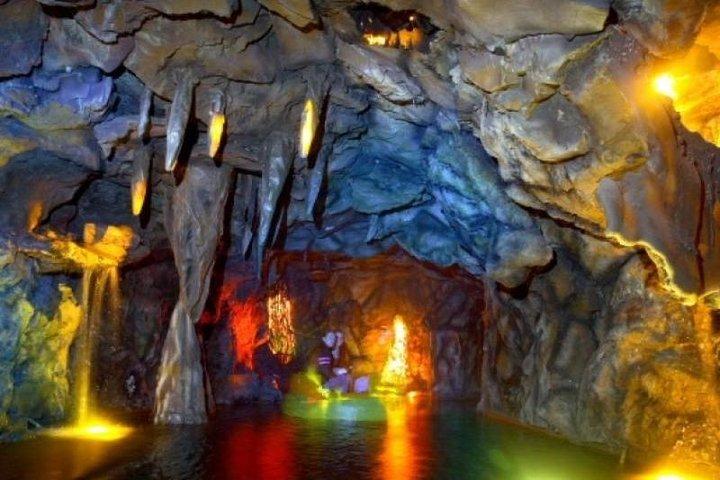 Full-Day Cradle of Humankind Guided Tour from Johannesburg or Pretoria