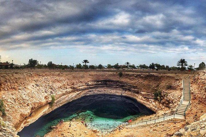 Wadi Shab and Bimmah Sinkhole Full Day Tour