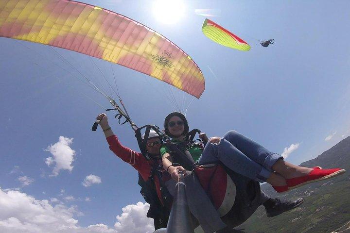 Budva: First-Time Tandem Paragliding Experience with Instructor