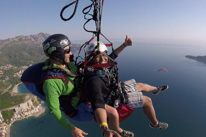 Budva: First-Time Tandem Paragliding Experience with Instructor
