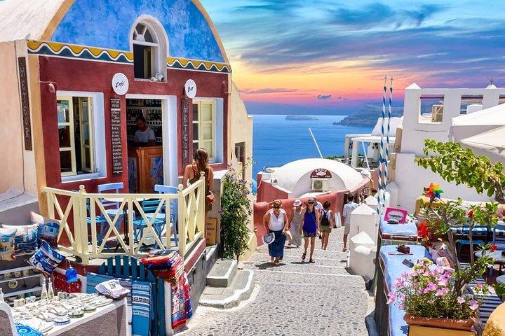 Discover Santorini in a Day- Private Tour 6 hours