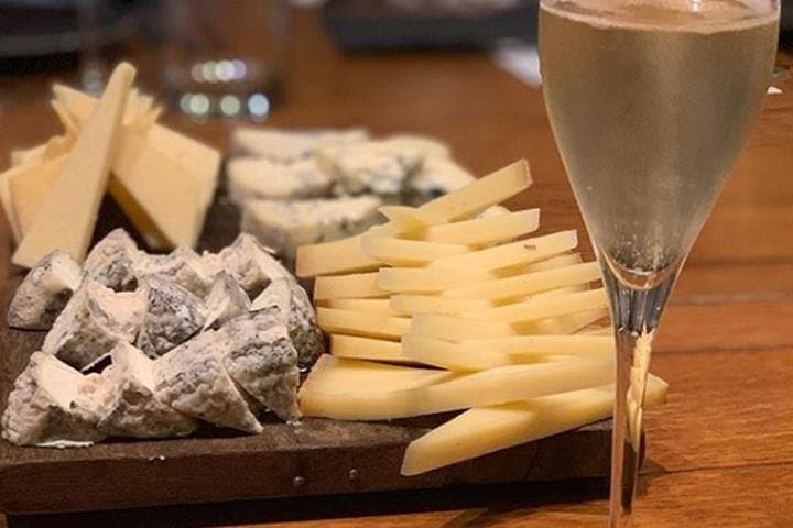Paris Wine Tasting plus Cheese Lunch with an Expert Sommelier