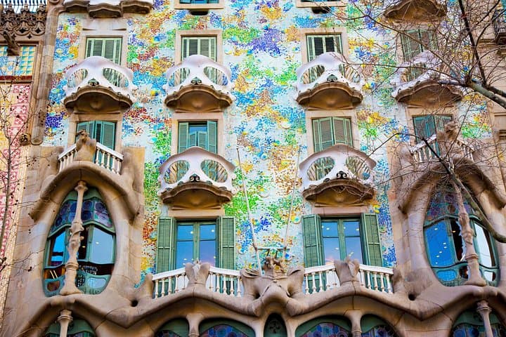 Barcelona Private Walking Tour through the City of Gaudi