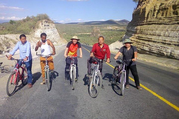 Hell's Gate & Lake Naivasha Small Group Day Tour - Guaranteed Daily Departure