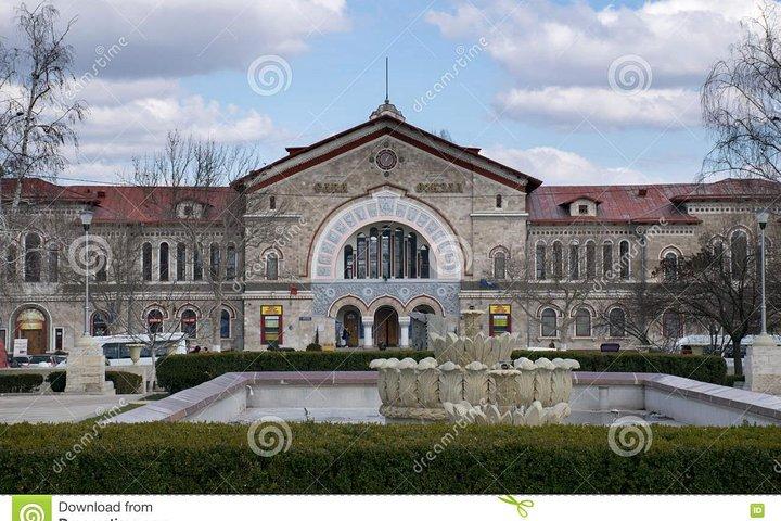 2.5 hours Walking City tour Chisinau private