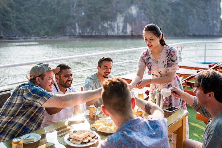 Luxury Day Trip Visit Halong Bay and Lan Ha Bay (8Hours)