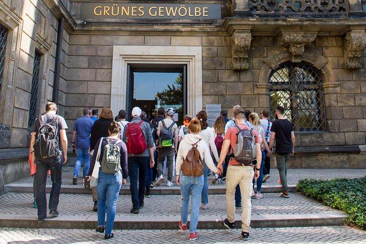 Dresden: New Green Vault and Semper Opera Tour
