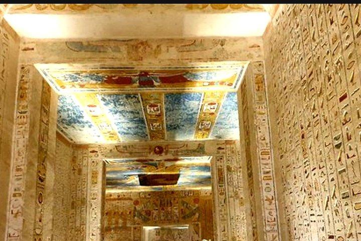 Full Day Tour to Best Monuments of Luxor from Luxor
