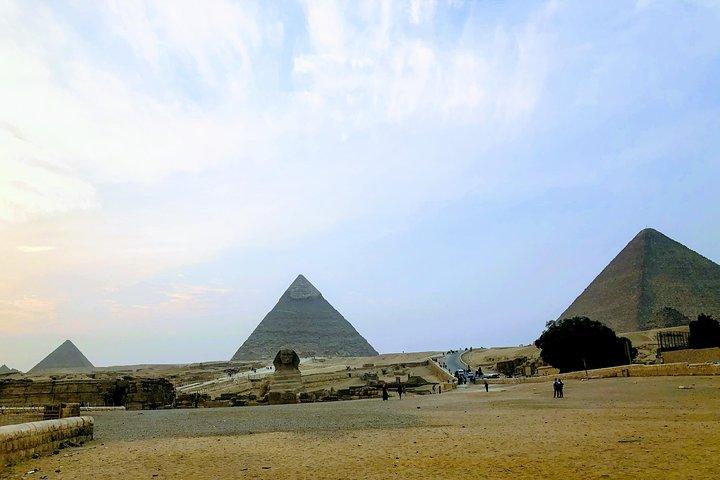 Tour to Giza pyramids, Sphinx & Saqqara step pyramid with private guide