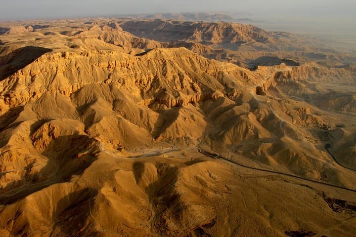 Tour To Temple Of Ramsseum, Queens Valley, And Deir El Madinah