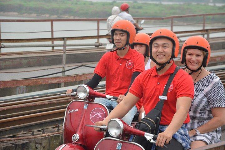 Hanoi By Vespa Tours: HISTORY + CULTURE + SIGHT + FUN 2,5 Hours