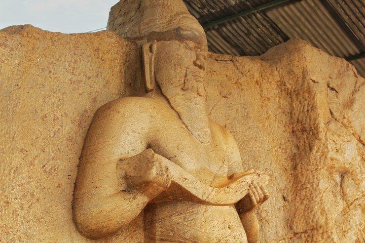 Historical Tour Itinerary