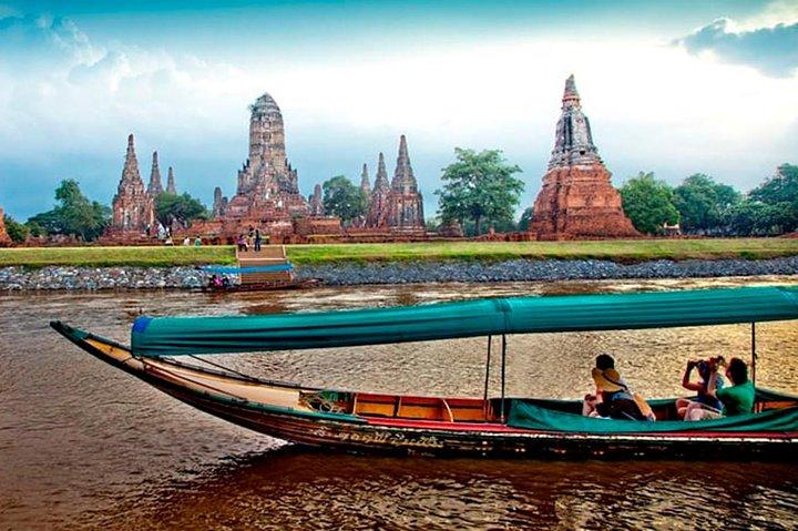 Discover Ayutthaya at Sunset: Historic Temples & River Cruise