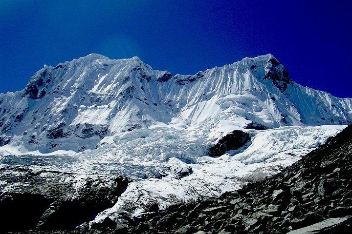 Laguna 69 Day Trek