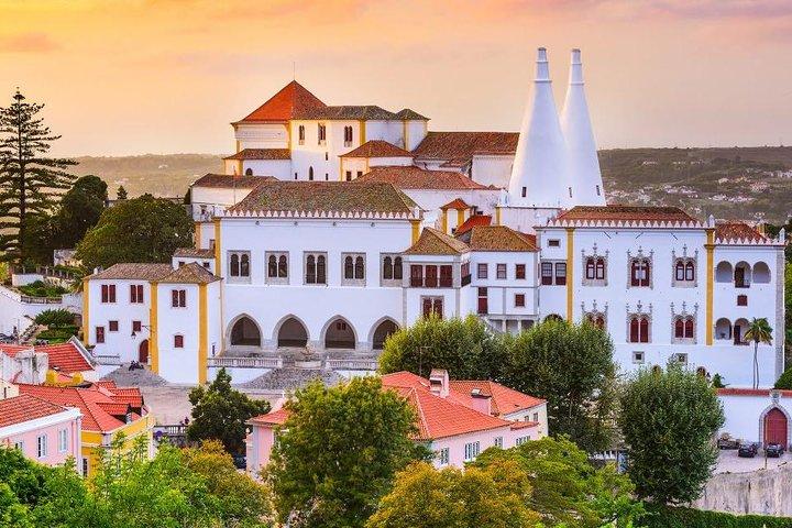Sintra, Pena Palace & Cascais Small-Group Day Trip from Lisbon