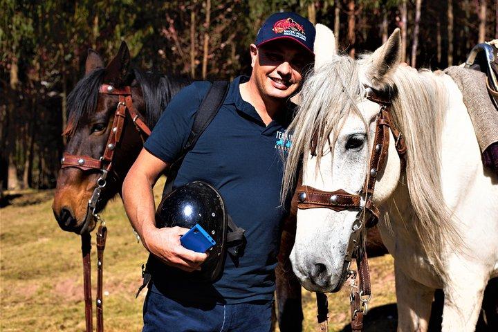 Horse Riding Chacan Mountain And Temple Of The Moon
