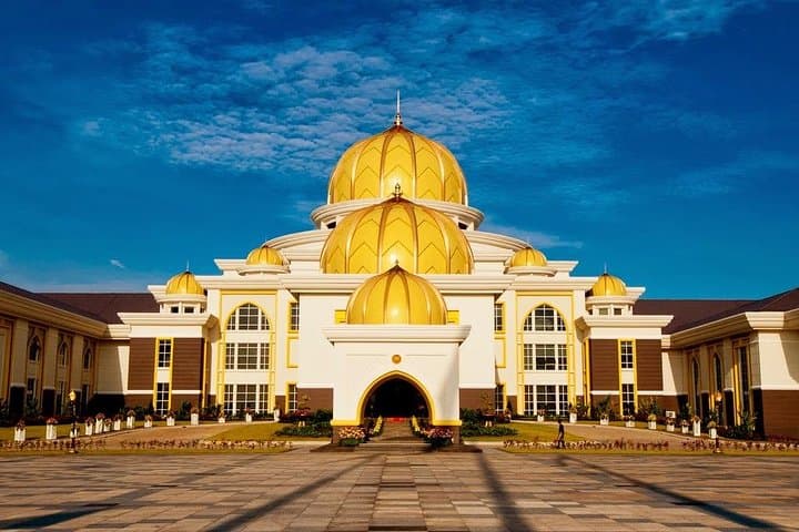 Private Half-Day Kuala Lumpur City Tour with KL Tower Observation Deck Ticket