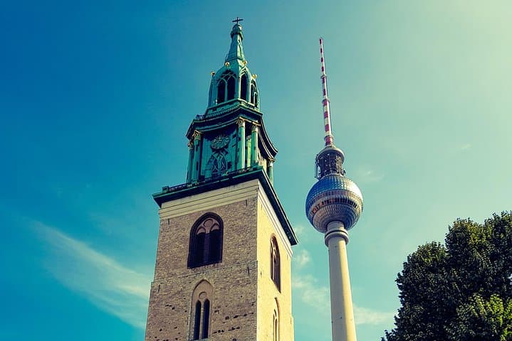 Private Berlin City Center Walking Tour