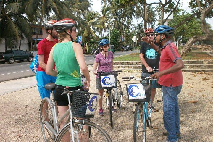 Galle Fort and City Cycling Tour - Choice of E-Bike or Manual