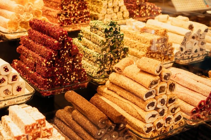 Highlights & Hidden Gems With Locals: Best of Istanbul Private Tour