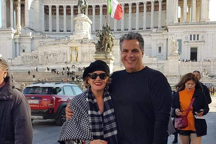 Tour of the main attractions of ancient and modern Rome.