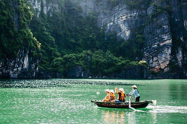 Full Day Tour Halong Bay on Premium Cruise Starting from Hanoi