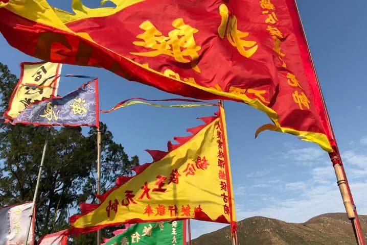 Private 5-Hour Driving Tour of Lantau from Hong Kong