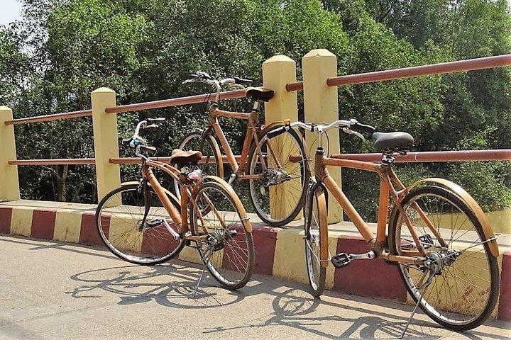 Yangon Bike & Bite Tour