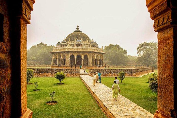 Delhi Temples and Spiritual Sites Tour with Private Guide