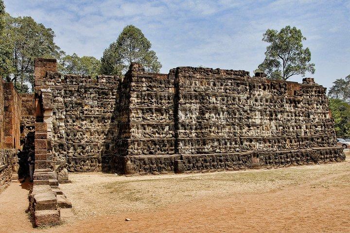 Angkor’s Finest Examples in Brief