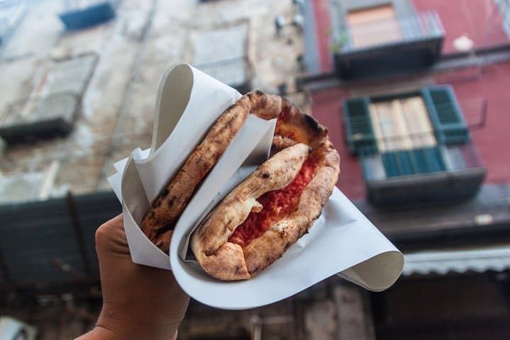Naples' Ultimate Street Food Tour - Small Group by Do Eat Better