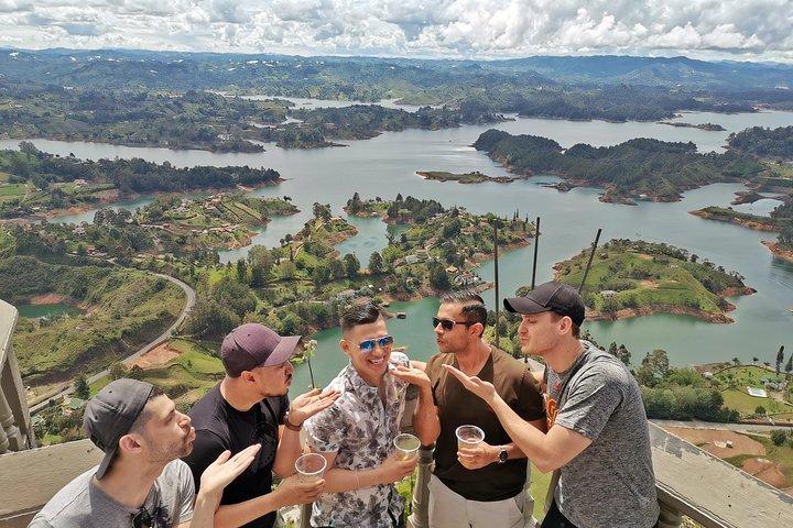 Guatape Town & Peñol Rock & Exotic Fruit Tasting | Private Tour