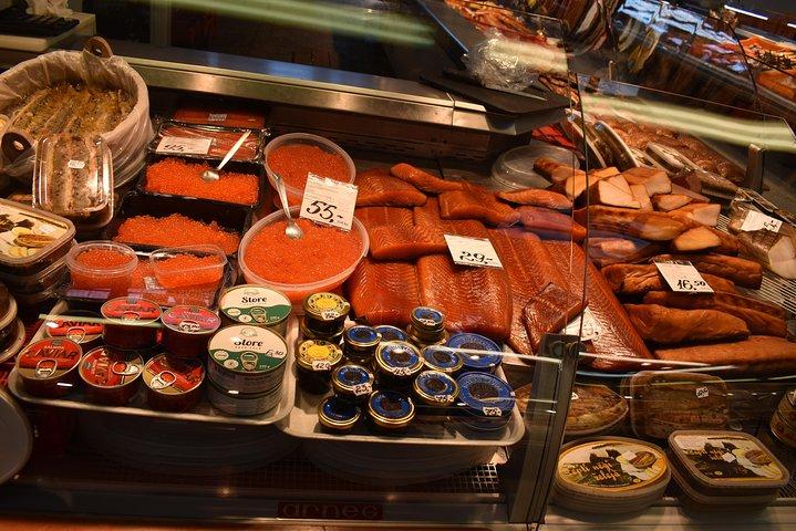 Latvian food tasting tour at Riga Central market (20 tastes)