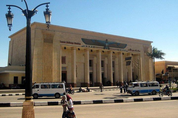 Luxor Railway Station Private Arrival Transfer