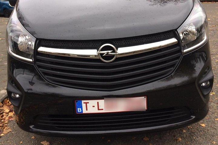 Standard Minivan from Brussels airport to the city of Brussels
