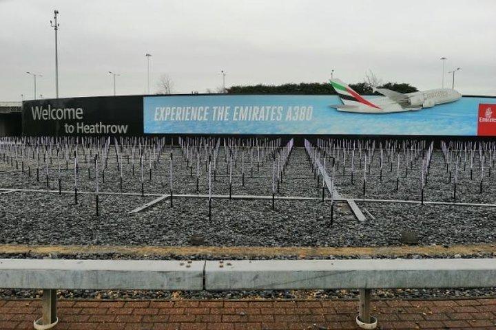 Private Transfer: Heathrow to Southampton Cruise Terminal Stopover at Stonehenge