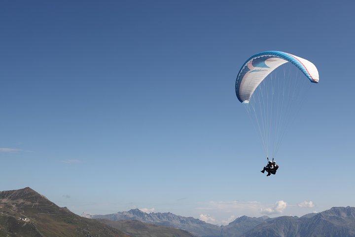 Davos Paragliding Private Tandem Pilot Half Day