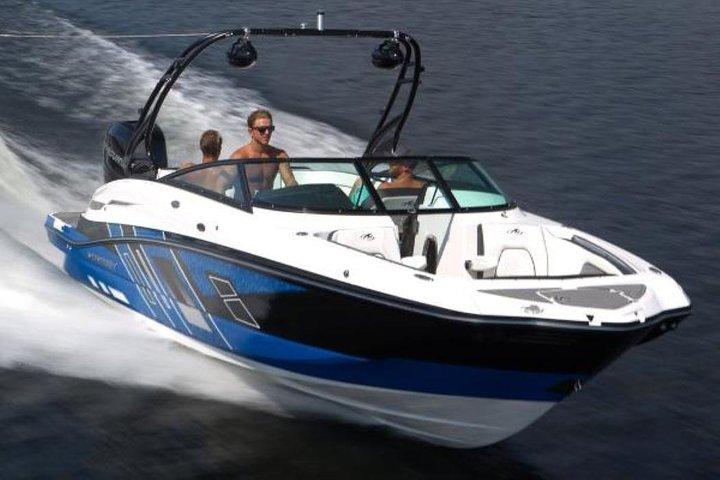 Luxury Private Boat Charter