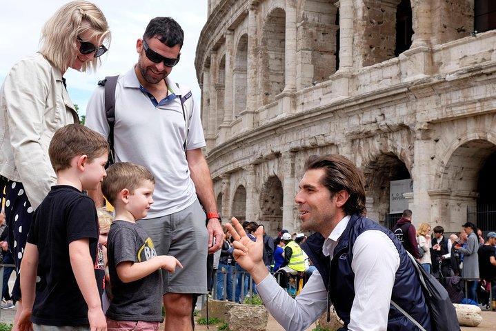 Guided Tour of the Colosseum and Roman Forums for Kids and Families with Marco
